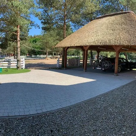 Ferienhaus In Wysoka Mit Grossem Garten 펜션 *