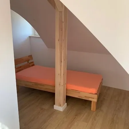 Ferienhaus In Wysoka Mit Grossem Garten